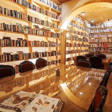 The Literary Man 4*