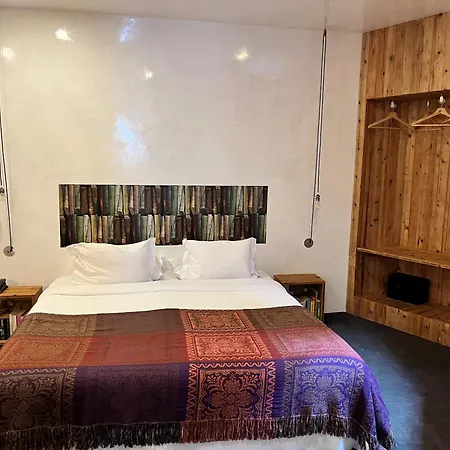 Szálloda The Literary Man