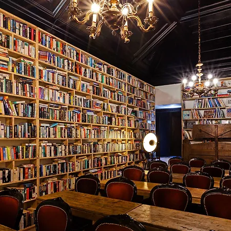 Szálloda The Literary Man