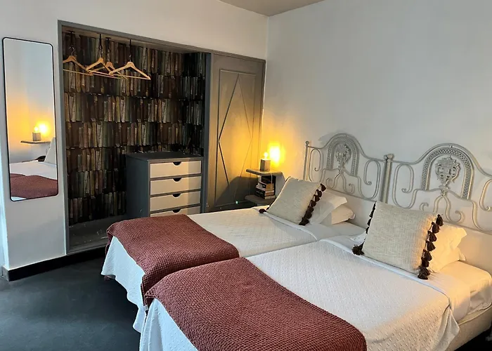 The Literary Man אובידוס