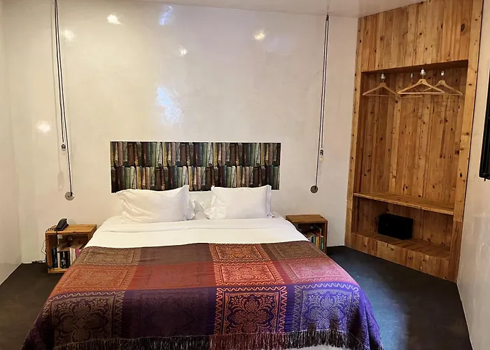 Hotell The Literary Man