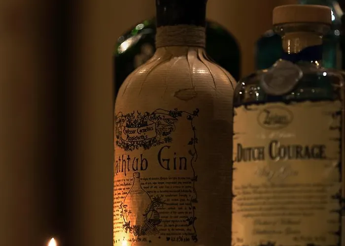 מלון The Literary Man